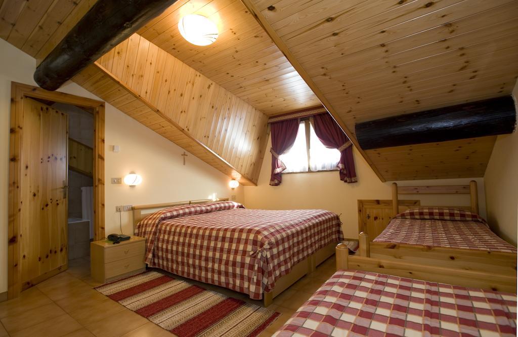 Hotel I Rododendri Valfurva Phòng bức ảnh