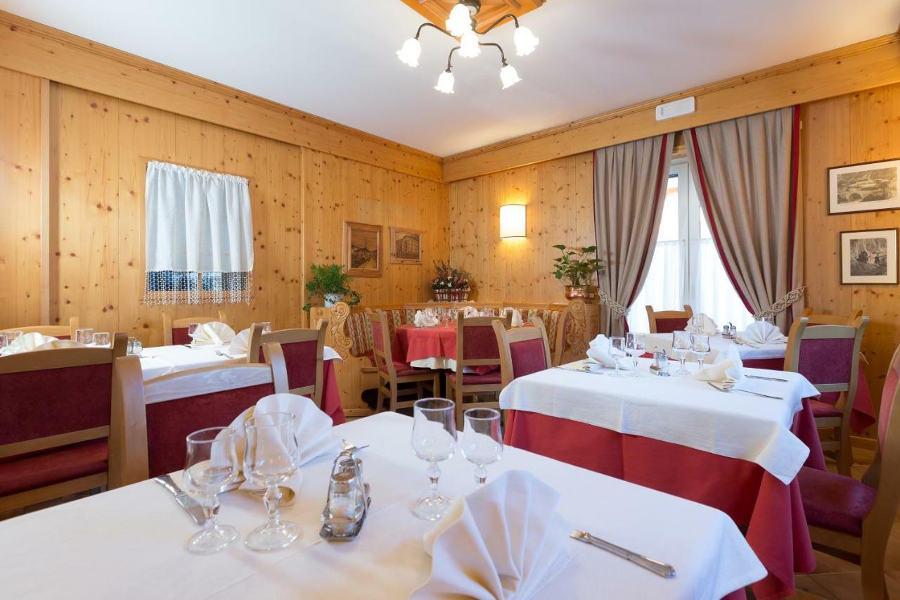 Hotel I Rododendri Valfurva Ngoại thất bức ảnh