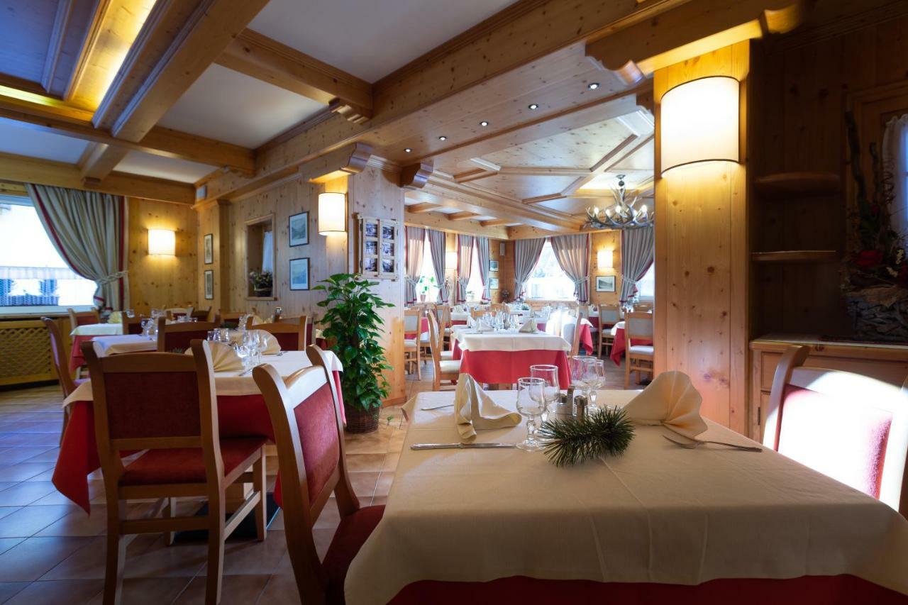 Hotel I Rododendri Valfurva Ngoại thất bức ảnh